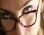 चष्मा कायमचा कसा काढायचा? ही 4 आसने रोज करा, दृष्टी सुधारेल