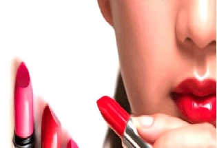This lipstick is available in five shades लिपस्टिकचे हे पाच शेड आहे चलनात