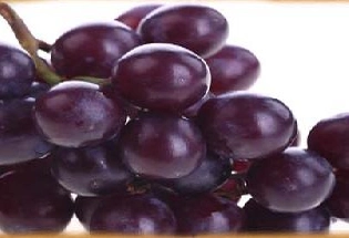द्राक्षे खाऊन डोळ्यांचे आरोग्य ठेवा उत्तम