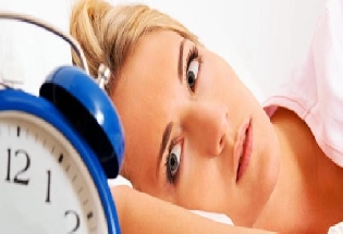 रात्री सतत झोपमोड होत असेल तर तुमच्या मेंदूवर काय परिणाम होतो?
