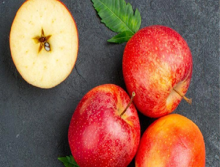 रोज सकाळी सफरचंद खाल्ल्यास, 10 आरोग्यदायी फायदे मिळतील