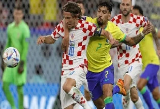 FIFA WC:क्रोएशियाने पाचवेळा चॅम्पियन ब्राझीलचा पेनल्टी शूटआऊटमध्ये पराभव केला