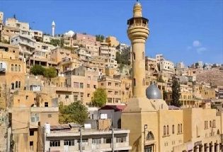 ख्रिसमस: जॉर्डनमधील या शहरात मशिदीचं आणि चर्चचं दार एकच आहे