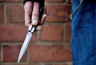 Knife Astro एक लहानसा चाकू सोबत ठेवा, मोठ्या अडचणी दूर होतील